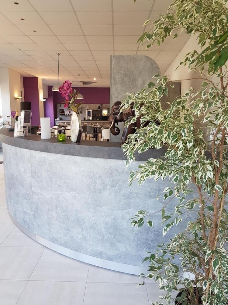 Brit Hotel Confort Nevers Centre Gare Eksteriør billede