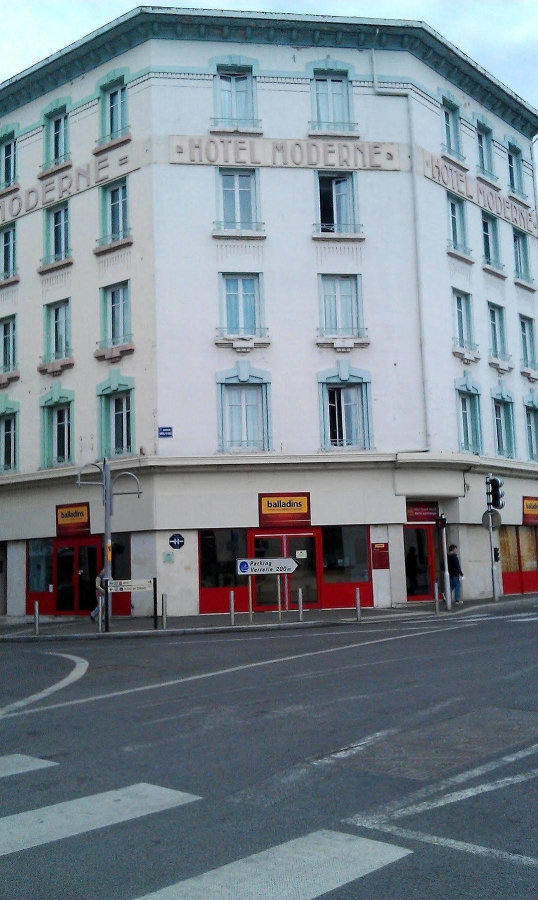 Brit Hotel Confort Nevers Centre Gare Eksteriør billede