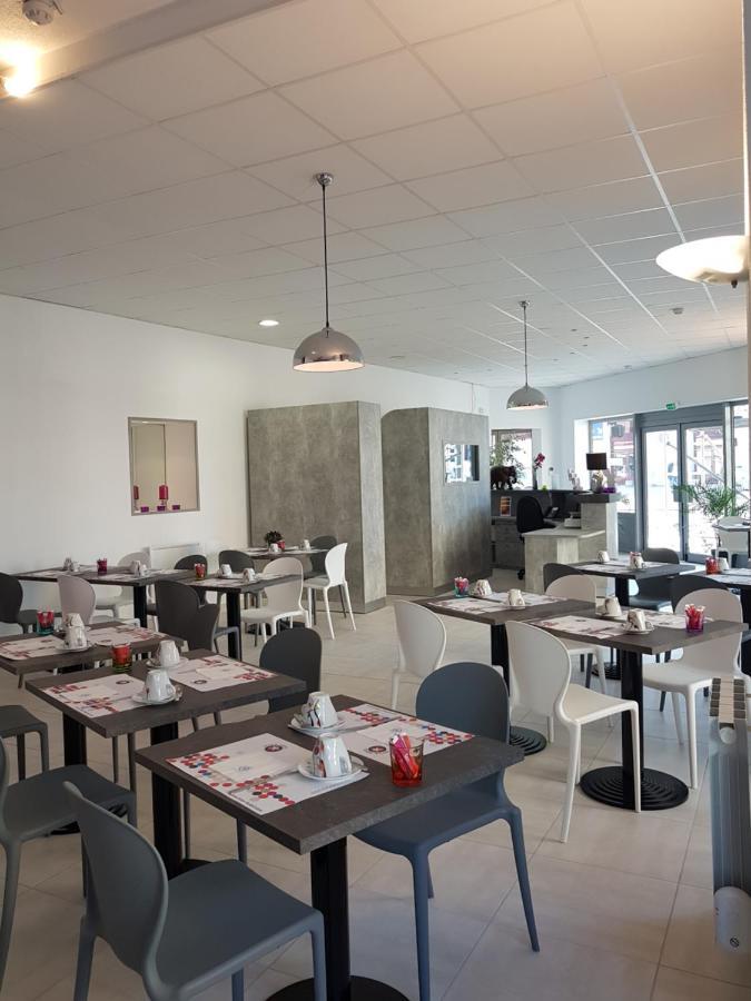 Brit Hotel Confort Nevers Centre Gare Eksteriør billede